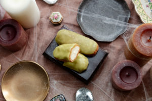 2021-10 - Tang-Frères-Halloween-Recette-Eclair-Durian