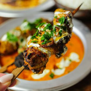 2025-08 - Brochettes d’agneau et sauce tikka masala-7