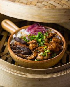 2025-10 - Riz au pot d’argile cuit à la vapeur 1