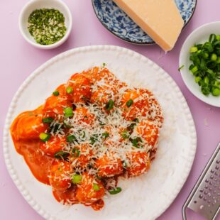 2026-04 - Cheezy gnocchi et sauce gochujang-8